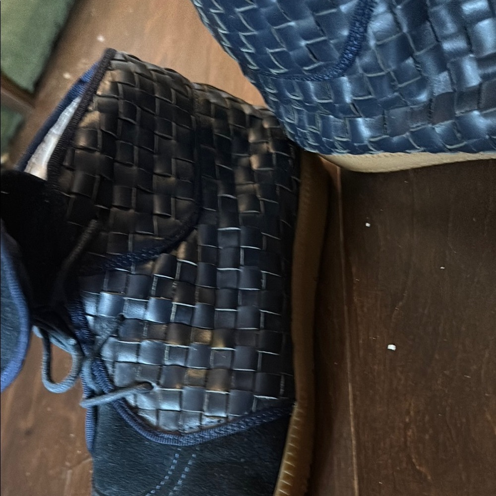 Android HommeBlue Textured Chukka Boots - Picture 9 of 12
